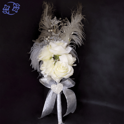 Feather bouquet